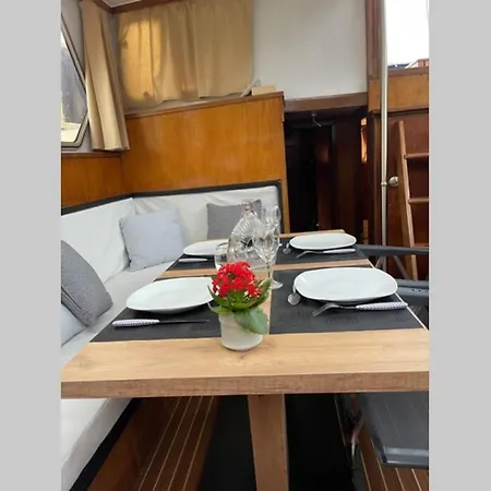Botel : Elegante Vedette Hollandaise Sur La Somme Long